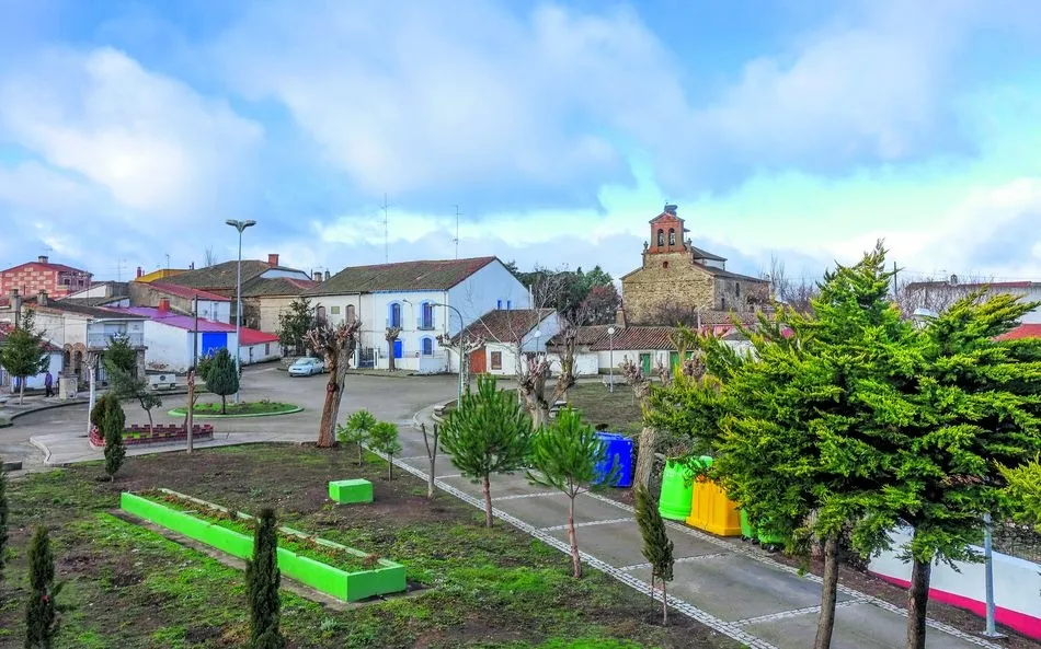 Vecinos, parada obligada en el camino a la Sierra de Francia  