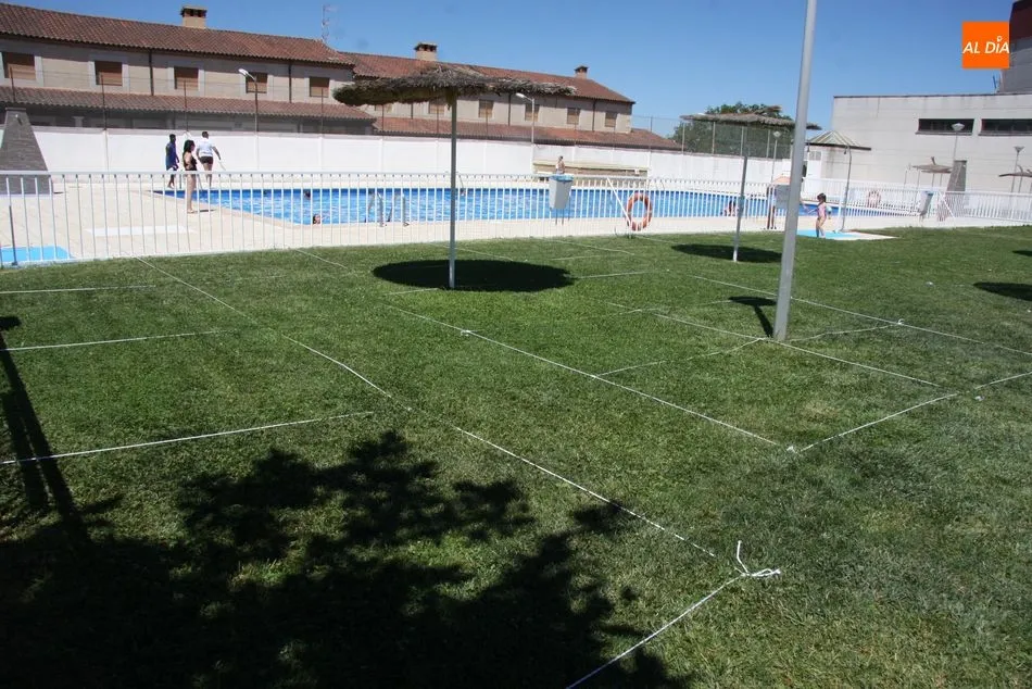 Foto 4 - Limpieza, higiene y distanciamiento, normas prioritarias en las piscinas de Aldead&aacute;vila  