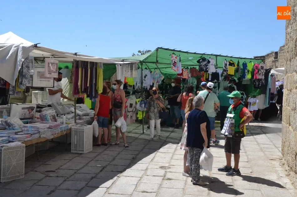 Foto 10 - Retorna el mercadillo sabatino iniciando la nueva normalidad con nuevo emplazamiento  
