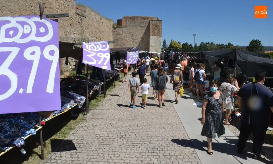 Foto 6 - Retorna el mercadillo sabatino iniciando la nueva normalidad con nuevo emplazamiento  
