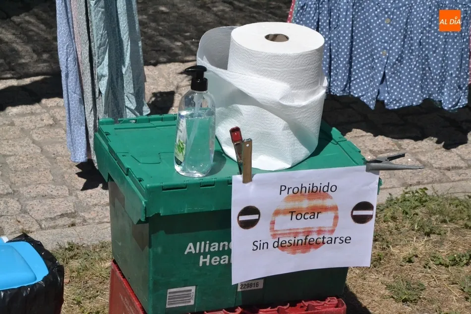 Foto 3 - Retorna el mercadillo sabatino iniciando la nueva normalidad con nuevo emplazamiento  