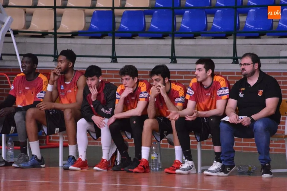 El Aquimisa Carbajosa renueva a cinco de sus jugadores y se prepara para la nueva temporada en LEB...