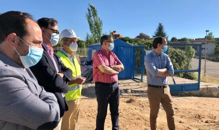 Foto 4 - Comienzan las obras de la &uacute;ltima grada de fondo del Reina Sof&iacute;a y del campo anexo