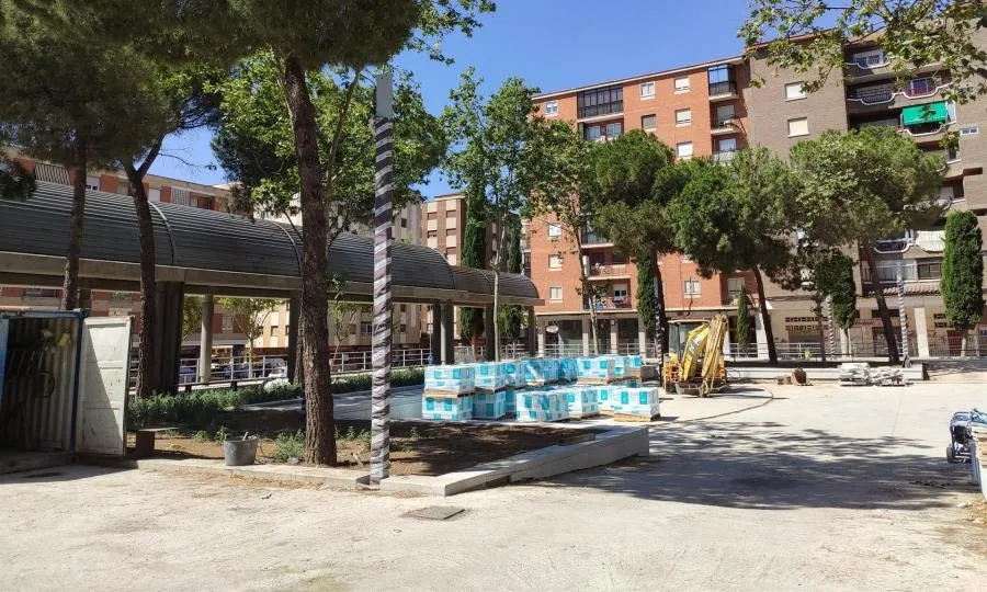Obras en la plaza de Barcelona. Foto EP