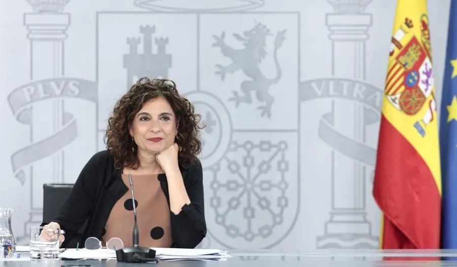 La ministra portavoz y de Hacienda, María Jesús Montero, durante su comparecencia en rueda de prensa posterior al Consejo de Ministros. Foto E. Parra - EP