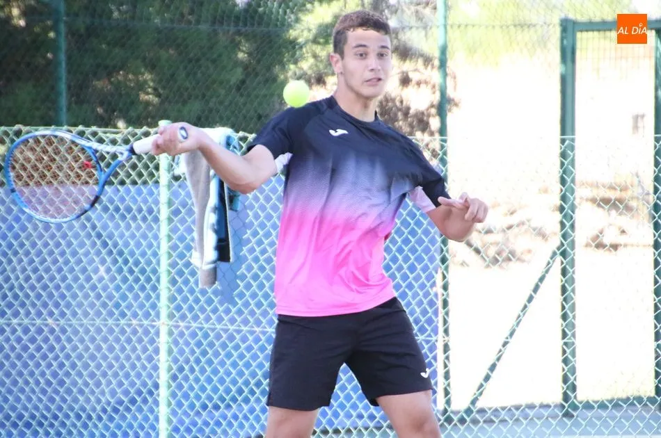 Foto 11 - Iv&aacute;n P&eacute;rez y Andrea Mart&iacute;n, campeones del III Torneo de Tenis Villa Alba de Tormes