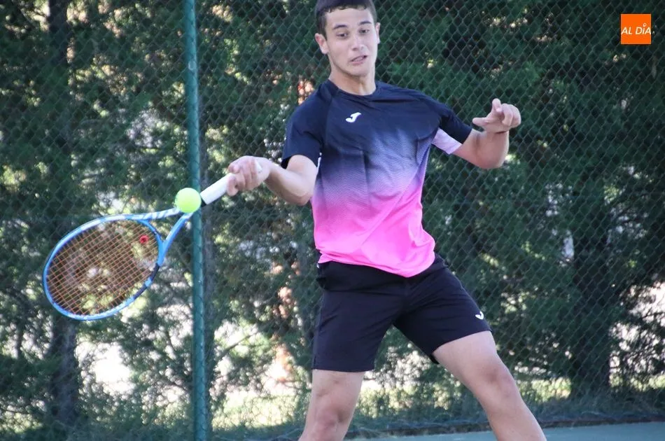 Foto 10 - Iv&aacute;n P&eacute;rez y Andrea Mart&iacute;n, campeones del III Torneo de Tenis Villa Alba de Tormes