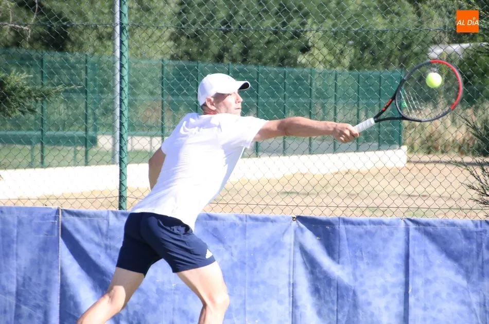 Foto 6 - Iv&aacute;n P&eacute;rez y Andrea Mart&iacute;n, campeones del III Torneo de Tenis Villa Alba de Tormes