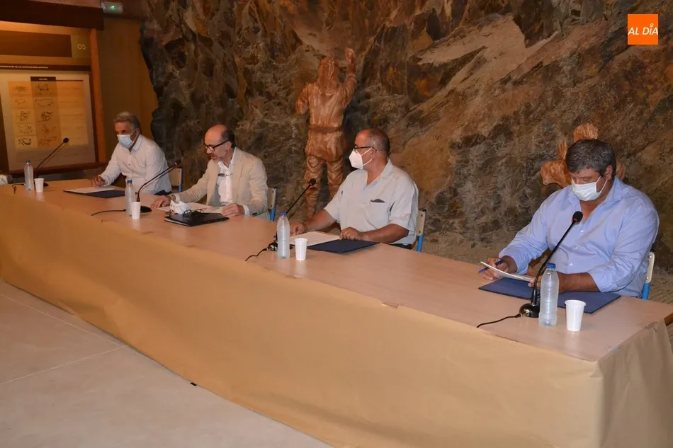 Foto 8 - Renovado el convenio de colaboraci&oacute;n de Siega Verde con el objetivo de que &ldquo;salga al mundo&rdquo;  