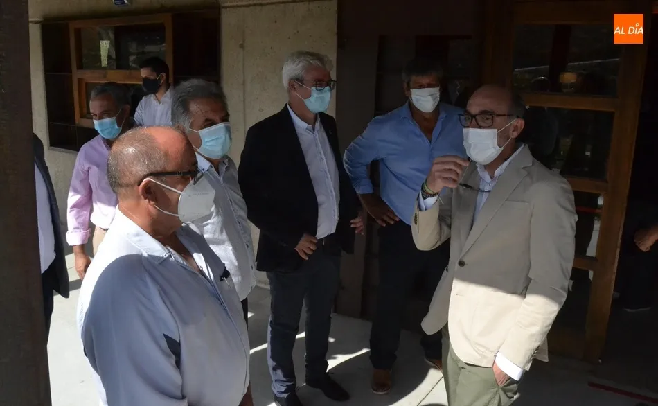 Foto 10 - Renovado el convenio de colaboraci&oacute;n de Siega Verde con el objetivo de que &ldquo;salga al mundo&rdquo;  
