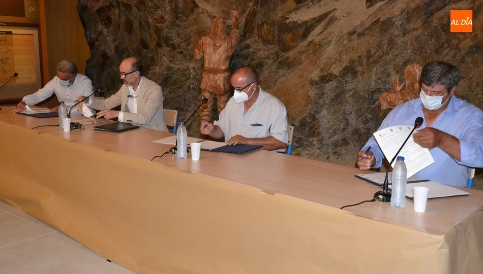 Renovado el convenio de colaboración de Siega Verde con el objetivo de que salga al mundo  