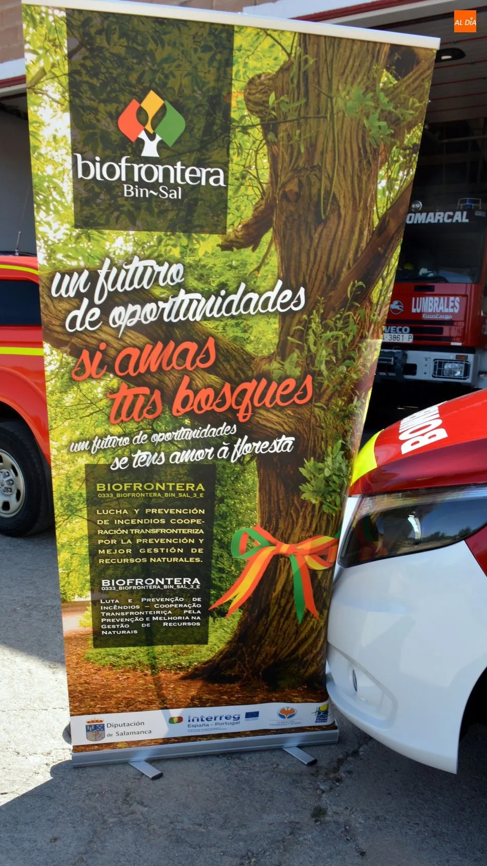 Foto 2 - La Diputaci&oacute;n entrega un veh&iacute;culo de intervenci&oacute;n r&aacute;pida al parque de bomberos de Lumbrales
