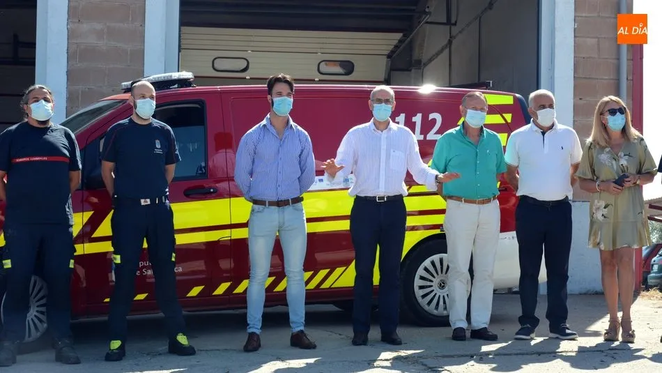 Foto 8 - La Diputaci&oacute;n entrega un veh&iacute;culo de intervenci&oacute;n r&aacute;pida al parque de bomberos de Lumbrales