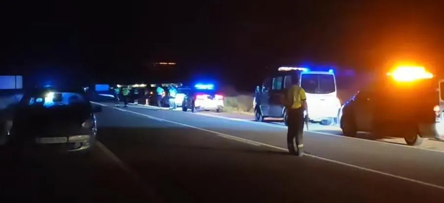 Despliegue de la Guardia Civil tras el accidente de Pedrosillo el Ralo. Foto EP
