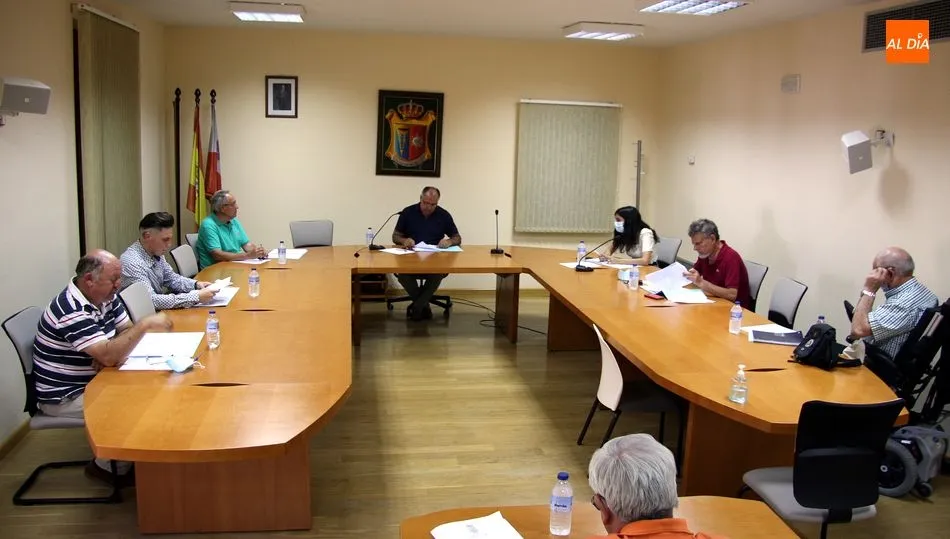 Momento de la sesión plenaria celebrada este viernes / CORRAL