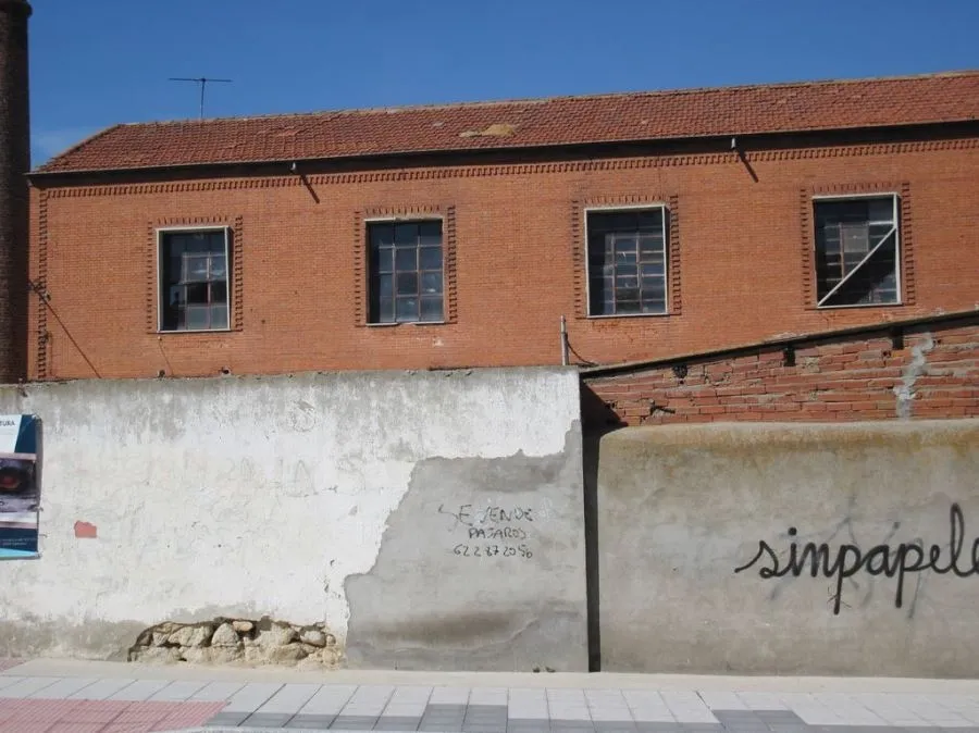 Foto 4 - Preocupaci&oacute;n por el estado de conservaci&oacute;n de las &uacute;ltimas chimeneas de ladrillo de Salamanca
