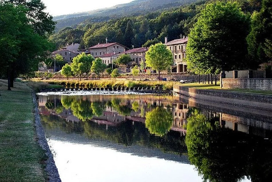 El campamento se inició el día 8 de julio y al mismo llegaron 58 personas, 43 de ellos menores en su mayoría procedentes de Asturias, Aragón y Madrid | FOTO: Salduero Soria Pinterest