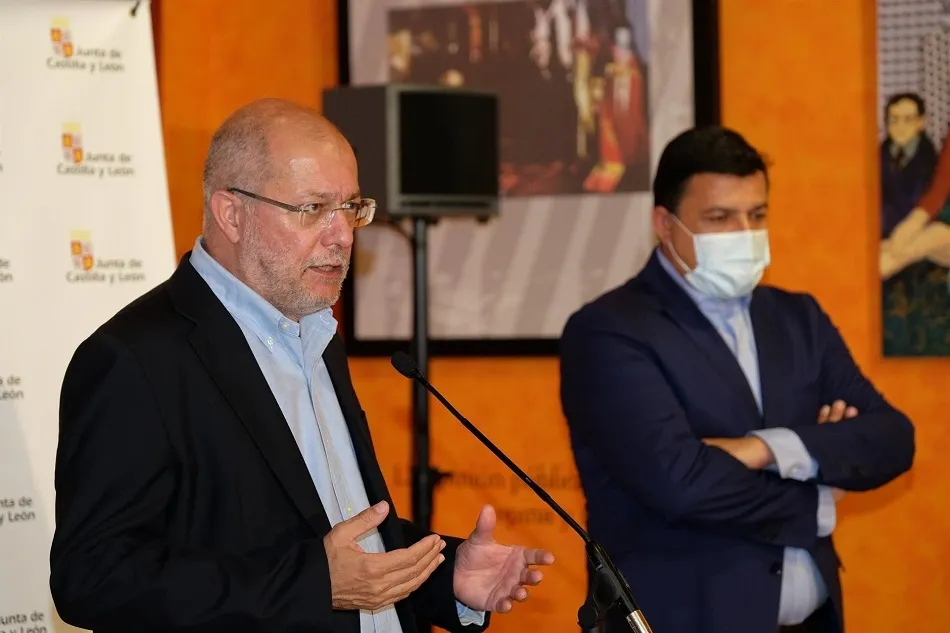 Igea comparece ante los medios tras la reunión con alcaldes abulenses de la zona de Cebreros | EP