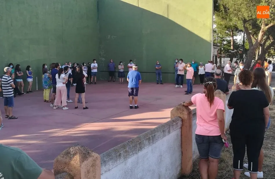 Galleguillos ha iniciado una recogida de firmas contra la construcción de la planta