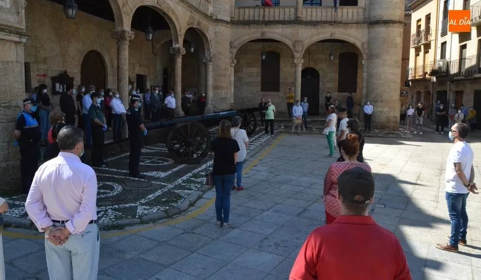 Convocado un 4º minuto de silencio en Ciudad Rodrigo en memoria de las víctimas del coronavirus  