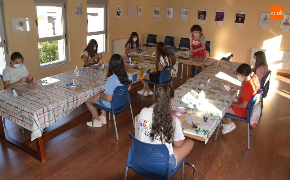 El Espacio i abre con scrap sus actividades veraniegas para jóvenes  