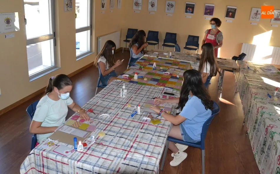 Foto 2 - El Espacio i abre con scrap sus actividades veraniegas para j&oacute;venes  