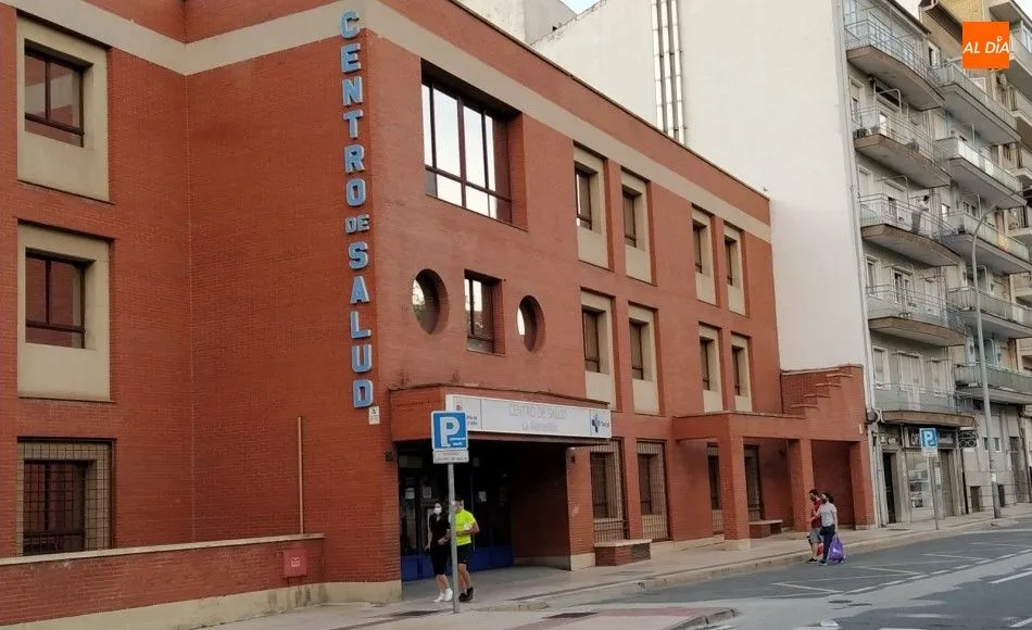 Centro de Salud de la Alamedilla, en la avenida de Comuneros