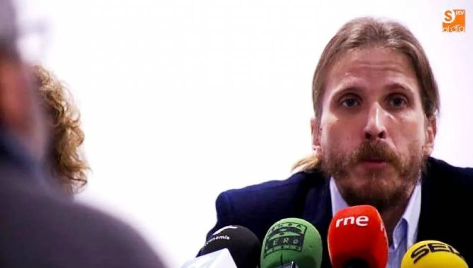 El secretario general de Podemos en la Comunidad, Pablo Fernández, en una de sus visitas a Salamanca