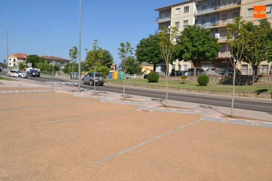 Foto 7 - Entra en funcionamiento el parking de autocaravanas creado en la Avenida de Portugal  