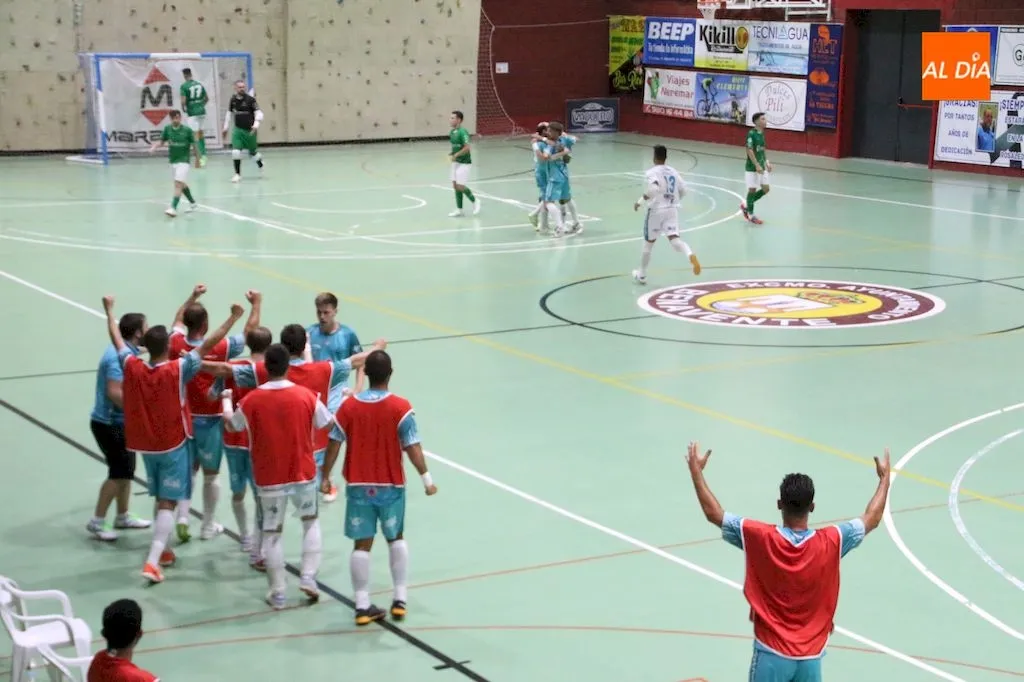 Foto 10 - La pr&oacute;rroga condena al Piensos Dur&aacute;n Albense (5-3)