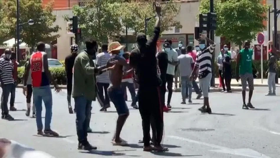 Los temporeros se han enfrentado a la Policía en varias ocasiones