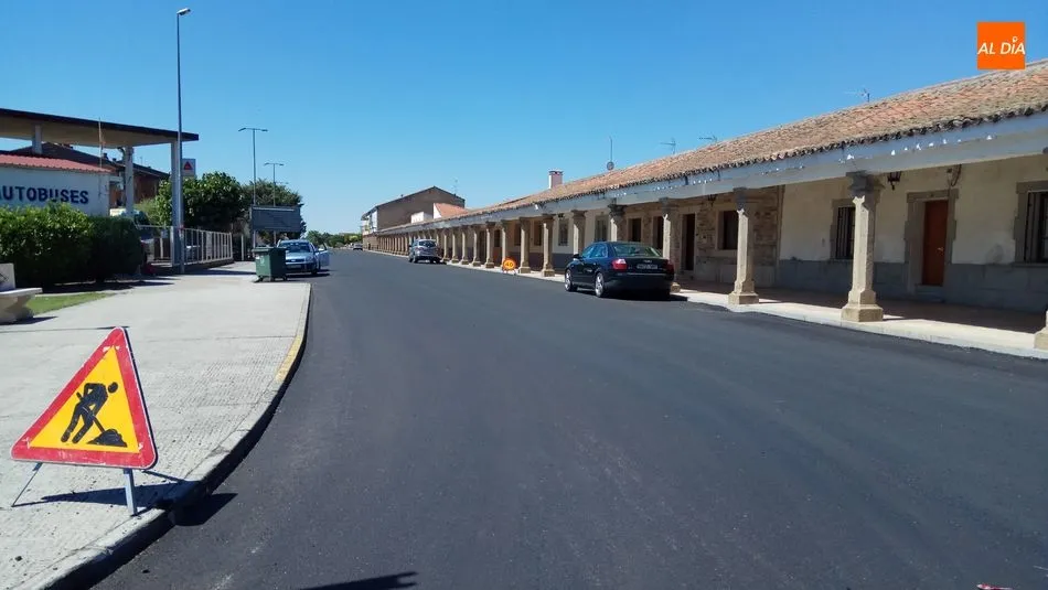 Entrada a Vitigudino desde la carretera de Yecla de Yeltes / CORRAL