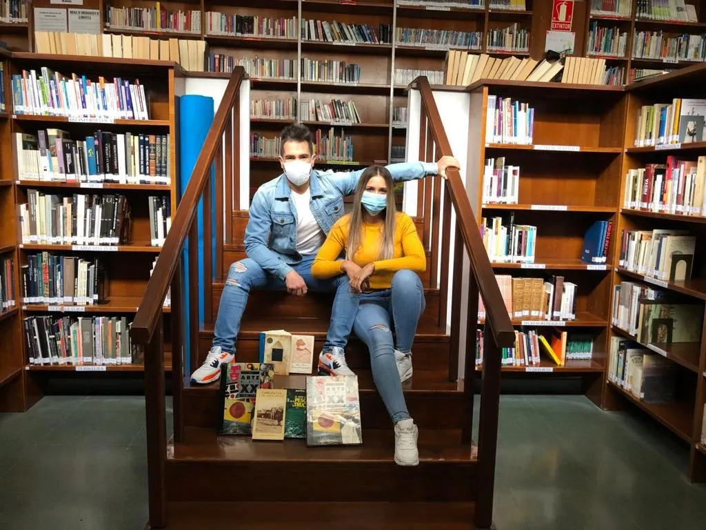 La familia Servera ha legado al pueblo albense una colección de libros