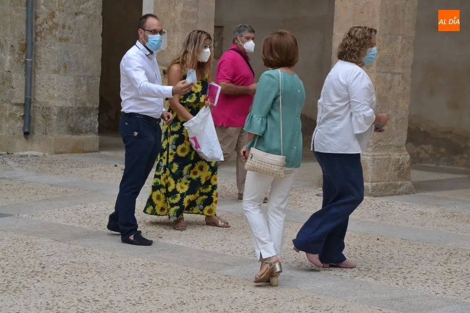 Foto 5 - Ciudad Rodrigo &lsquo;pone cara&rsquo; a los integrantes de la bolsa de voluntarios del Ayuntamiento  