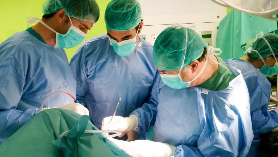 Dermatología y cirugía pediátrica son las especialidades que menos incremento han experimentado en sus demoras