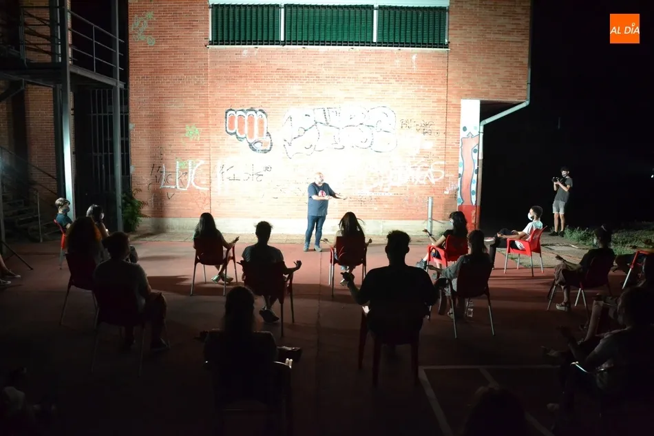 Foto 9 - El IES Fray Diego alberga el divertido estreno de &lsquo;Teatro Escondido&rsquo; de la mano de F&eacute;lix Albo  