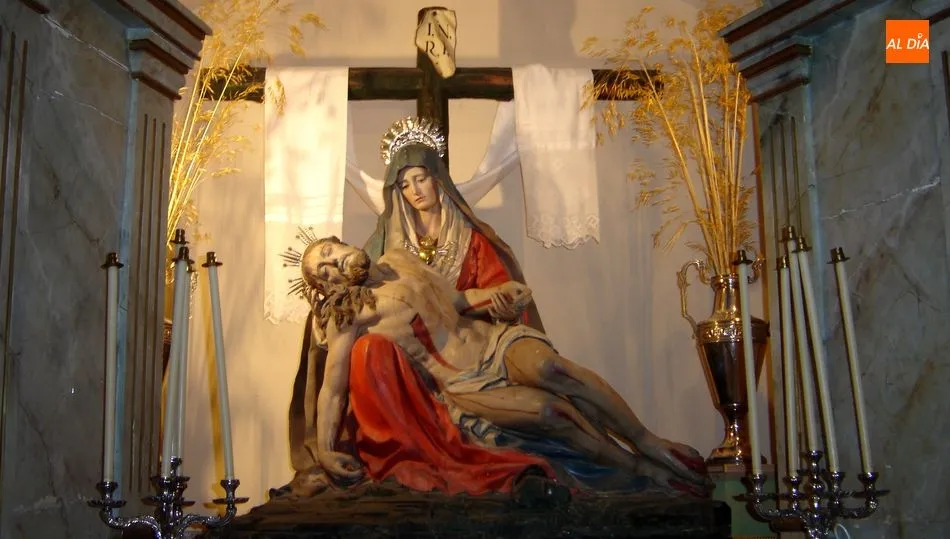 Imagen de la Piedad antes de su restauración