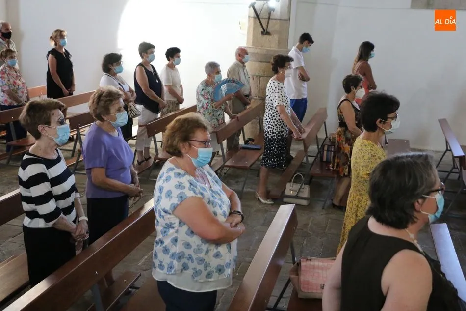 Foto 7 - Con la misa en honor a la Virgen del Socorro comienzan las Ferias y Fiestas 2020 en Vitigudino&nbsp;  