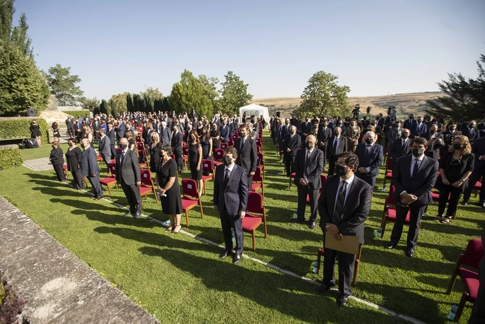Foto 5 - Homenaje de Castilla y Le&oacute;n a las v&iacute;ctimas del Covid19: &ldquo;Vuestro testimonio de vida...
