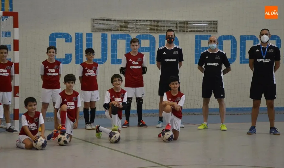 Foto 11 - El novedoso Campus de F&uacute;tbol Sala de Jos&eacute; Ruiz re&uacute;ne a una veintena de ni&ntilde;os y j&oacute;venes  