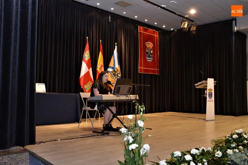 Foto 2 - Santa Marta de Tormes reconoce el trabajo de personas y empresas del municipio durante el estado de ...