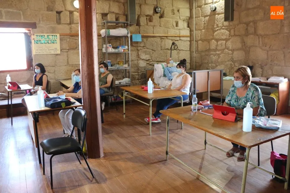 Foto 5 - Ocho mujeres concluyen con &eacute;xito su formaci&oacute;n como asistentes sociosanitarias en El Cubo de Don...
