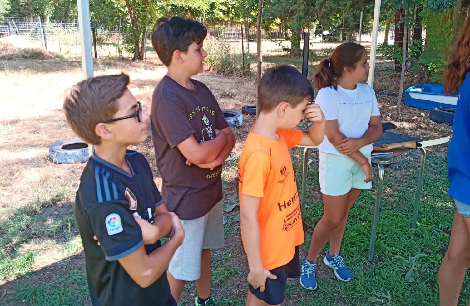 Foto 4 - Los j&oacute;venes prueban el roc&oacute;dromo y el tiro con arco dentro del &lsquo;Verano Joven&rsquo;  
