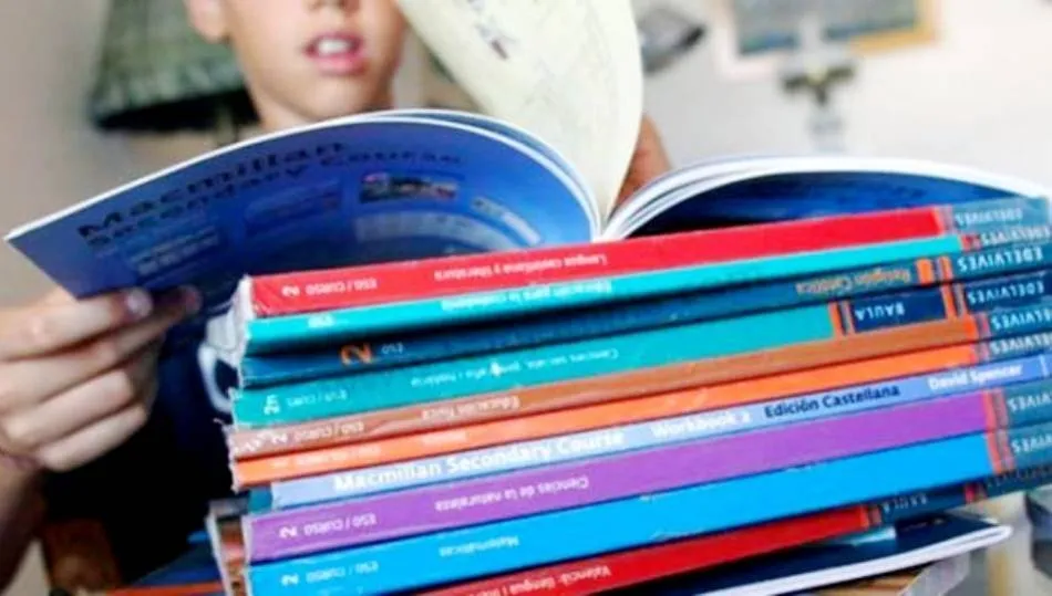  Más de 10.000 alumnos salmantinos tienen derecho a libros gratis el próximo curso escolar