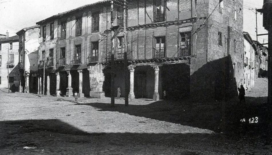 Foto 2 - La plaza de San Juli&aacute;n que no conocimos