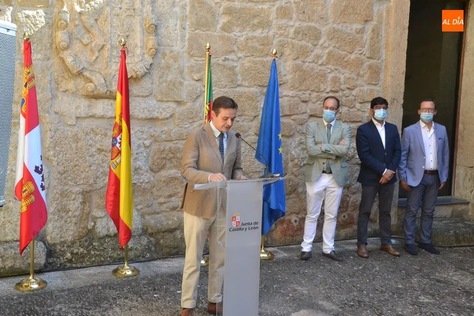 Foto 10 - Las &lsquo;joyas&rsquo; de Siega Verde se acercan a Los &Aacute;guila para celebrar sus 10 a&ntilde;os como Patrimonio...