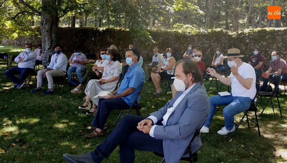 Acto público de presentación de las obras de El Bosque