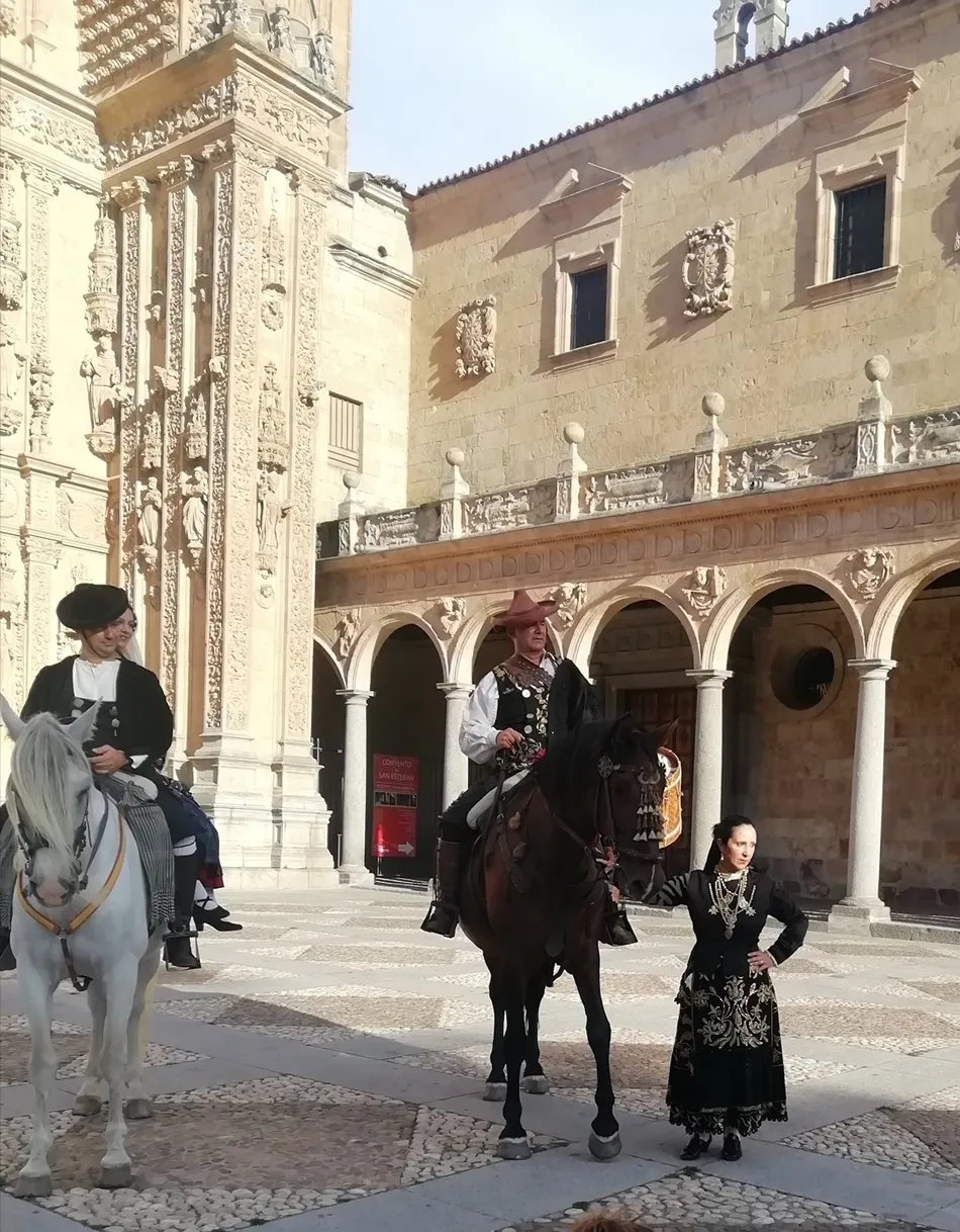 Foto 2 - Salamanca prepara la promoci&oacute;n en M&eacute;xico de los trajes t&iacute;picos de la tierra y la cultura...