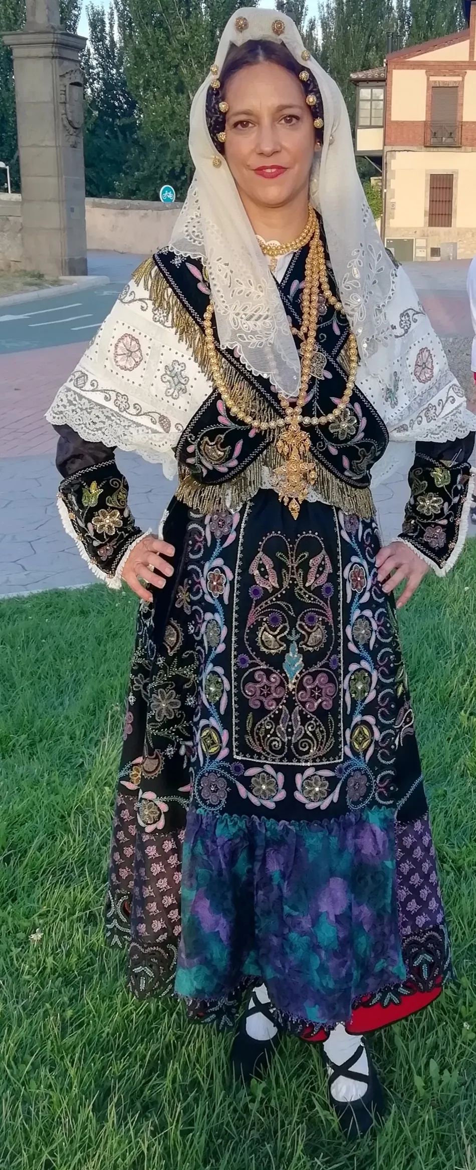 Foto 4 - Salamanca prepara la promoci&oacute;n en M&eacute;xico de los trajes t&iacute;picos de la tierra y la cultura...