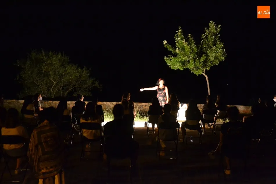 Foto 8 - Eugenia Manzanera pone el broche bajo las estrellas al &lsquo;Teatro Escondido&rsquo; en la Pe&ntilde;a del...